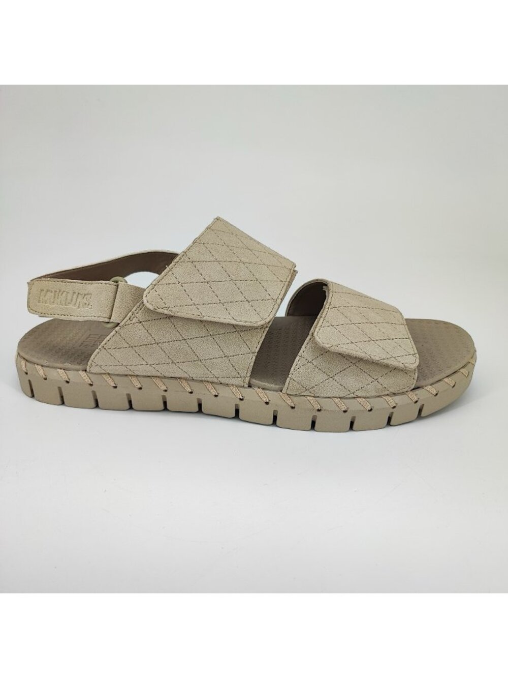 Muk Luks Flexi Westhampton Women’s 11 US Beige Faux Suede Sandals